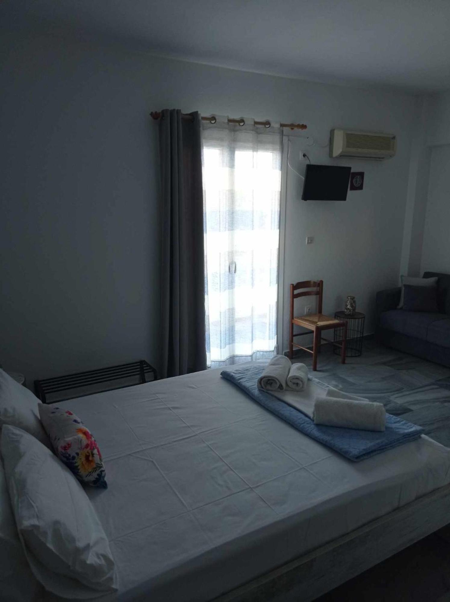 Kantouni Guest House By The Sea Batsíon Zimmer foto